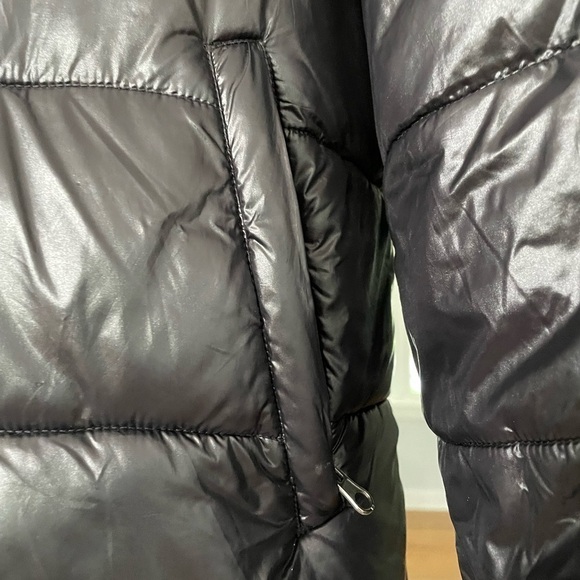Time and Tru women’s black puffer Jacket size X Large (16-18 ) with side pockets - Picture 3 of 4